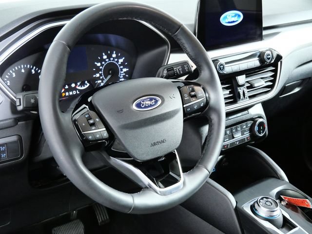 Certified 2022 Ford Escape SE w/ Cold Weather Package FWD image 18