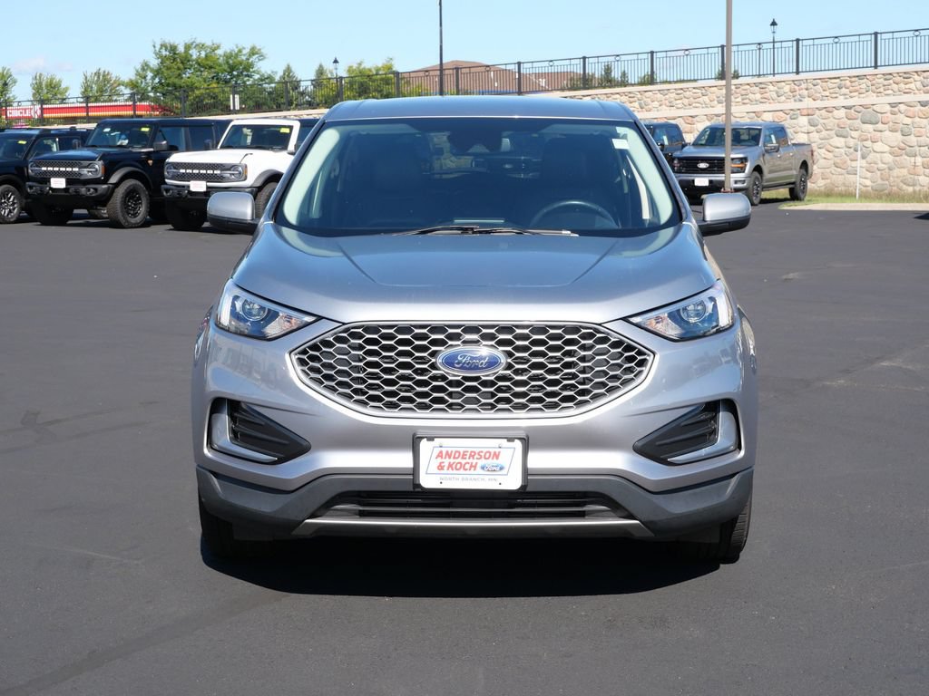 Certified 2024 Ford Edge SEL AWD/4WD image 3