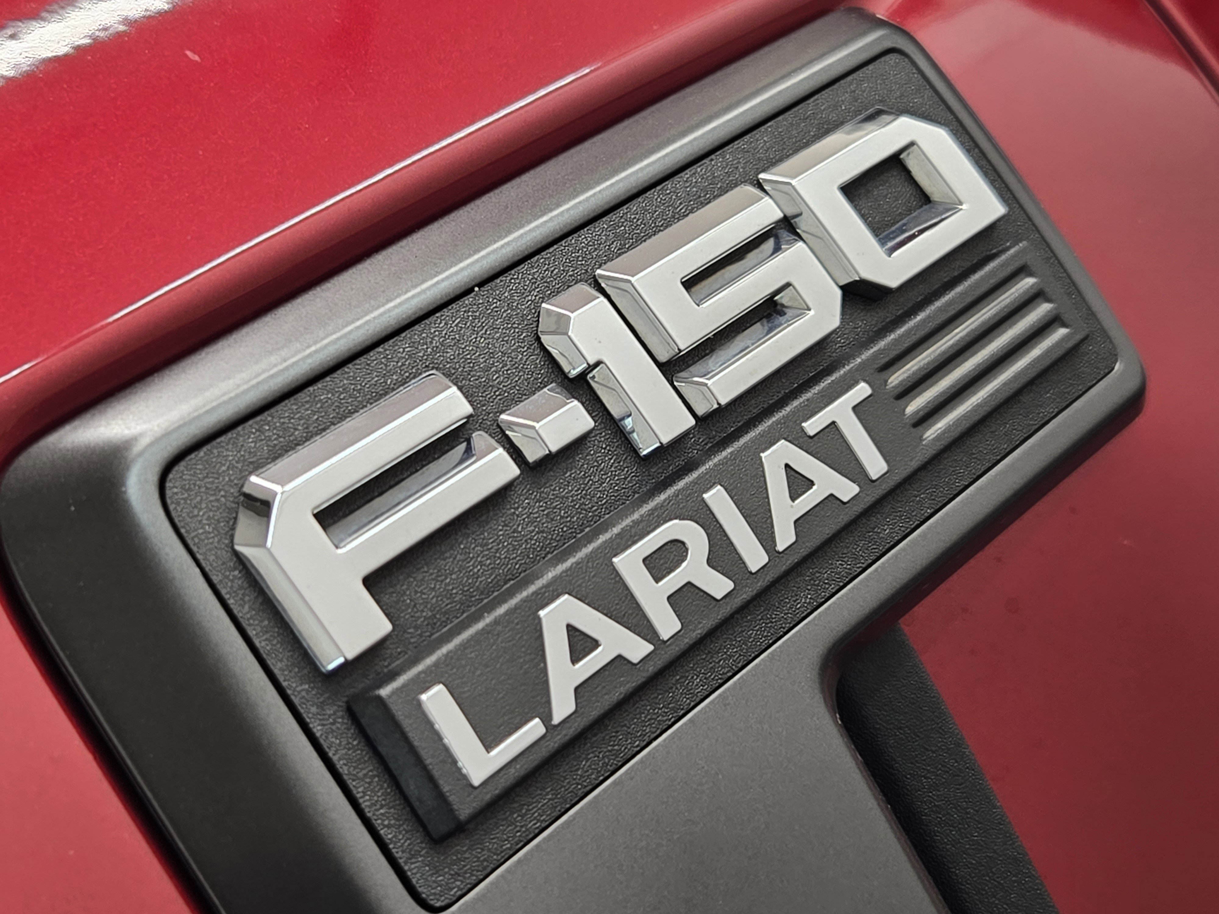 Certified 2023 Ford F150 Lariat image 12