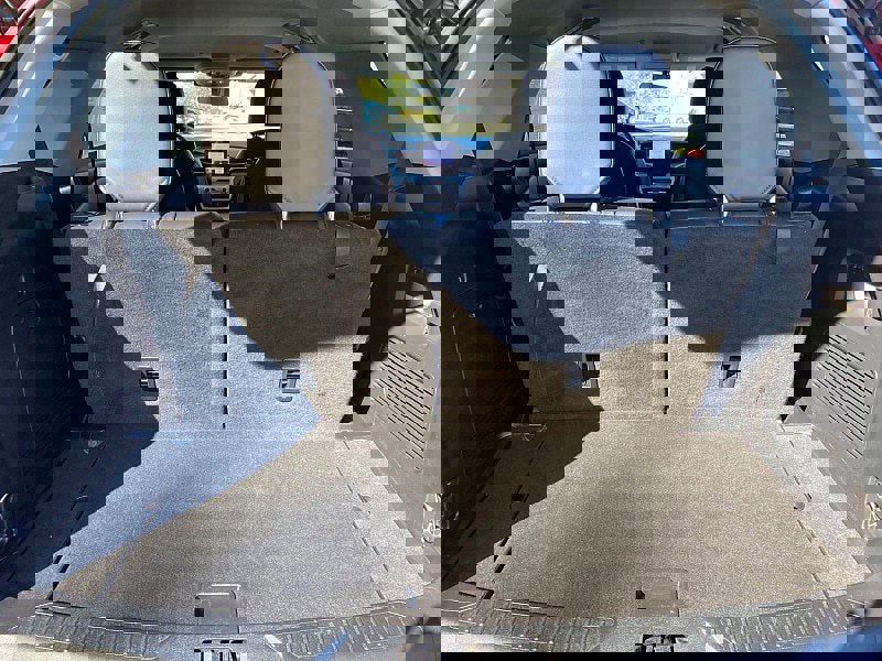 Certified 2022 Ford Explorer XLT w/ Equipment Group 202A image 10