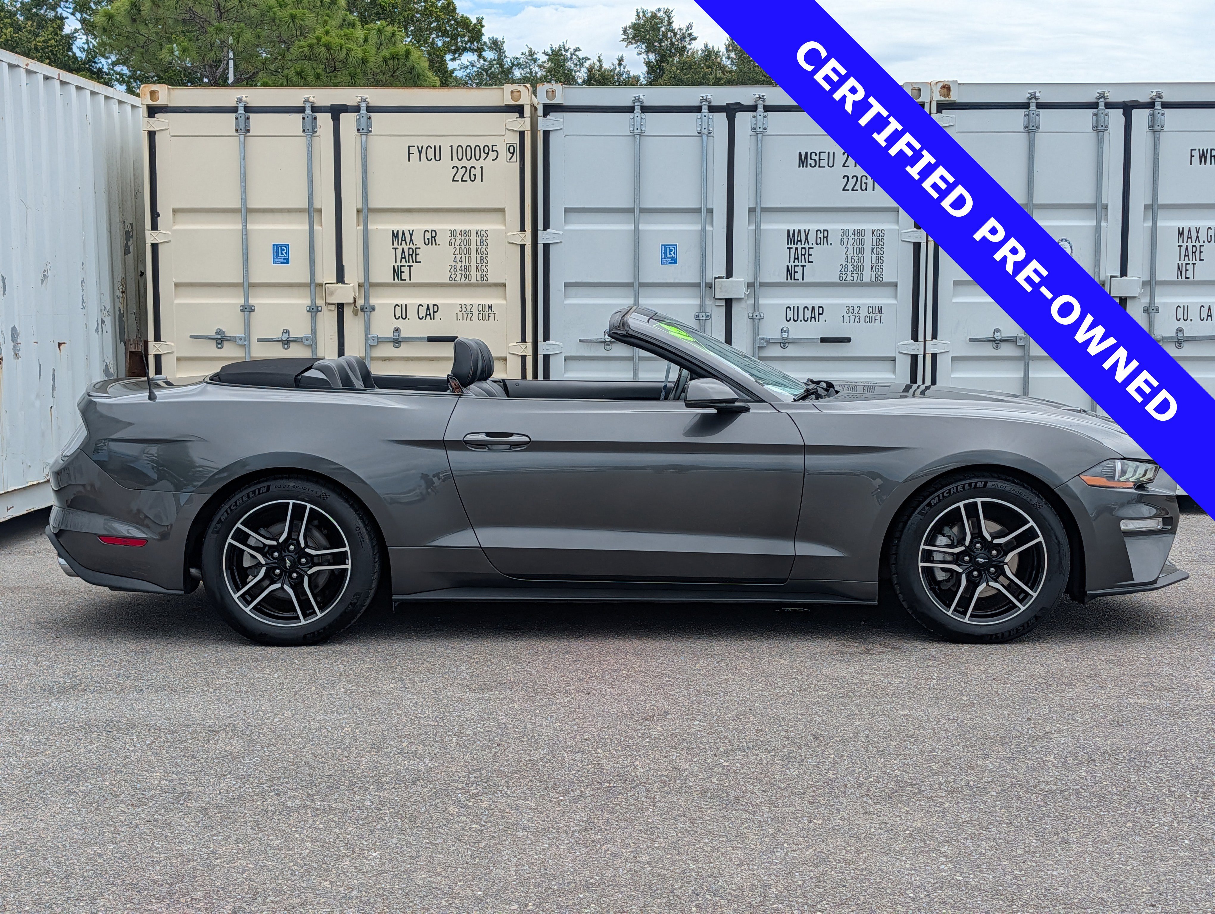 Certified 2018 Ford Mustang Premium RWD image 3