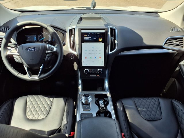 Certified 2024 Ford Edge Titanium w/ Equipment Group 301A AWD/4WD image 15