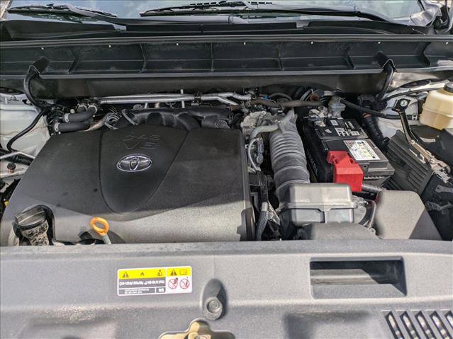 Used 2020 Toyota Highlander Limited FWD image 22