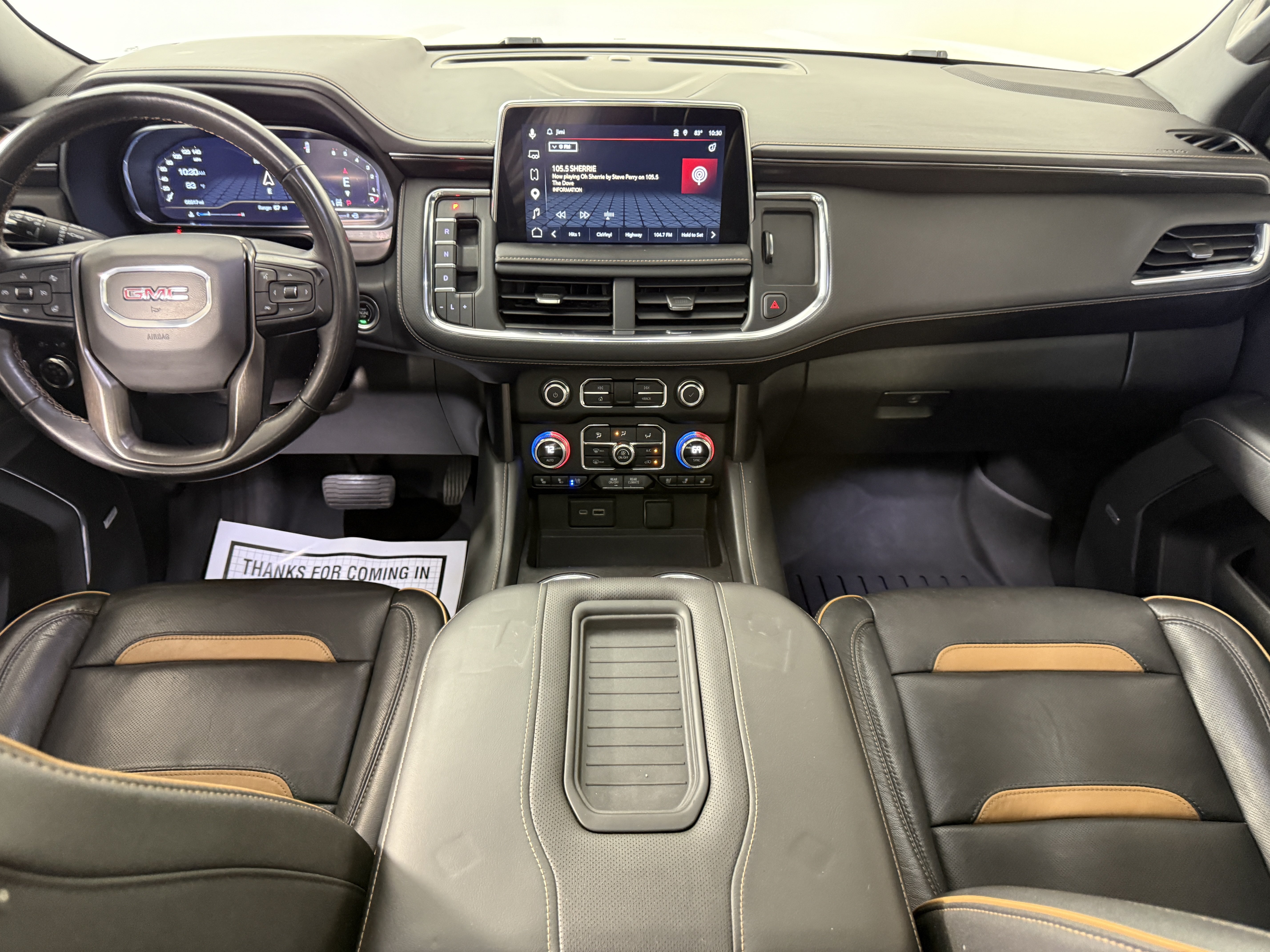 Used 2023 GMC Yukon AT4 w/ AT4 Premium Package AWD/4WD image 9