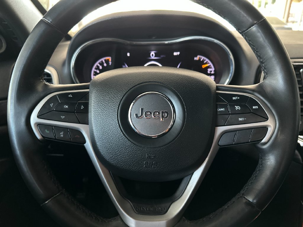 Used 2022 Jeep Grand Cherokee Laredo X RWD image 22