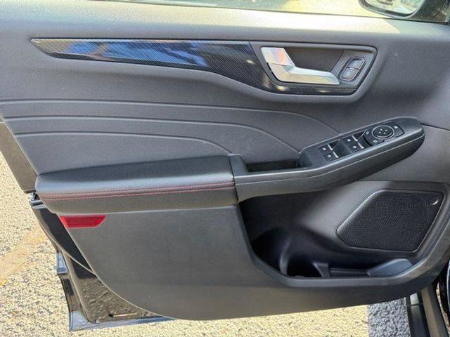 Certified 2024 Ford Escape ST-Line image 10