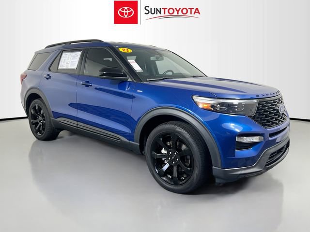 Certified 2023 Ford Explorer ST-Line AWD/4WD image 2