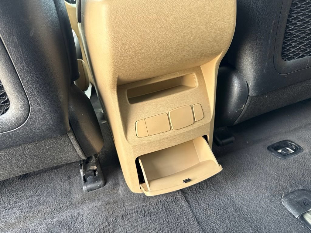 Used 2018 Kia Sedona LX w/ LX Essentials Premium Package FWD image 29