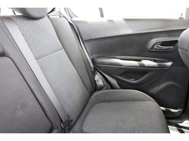 Used 2020 Chevrolet Trax LS w/ LPO, Cargo Package image 10