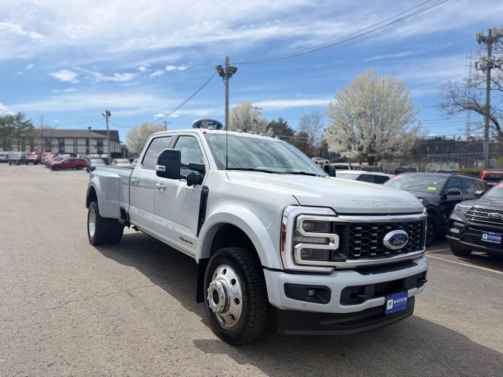 Certified 2025 Ford F450 Platinum w/ FX4 Off-Road Package AWD/4WD image 9