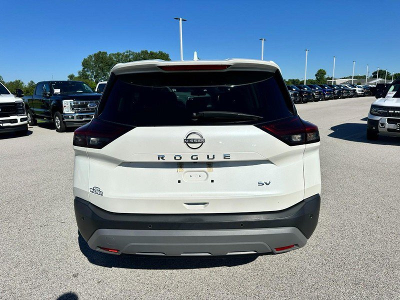 Used 2023 Nissan Rogue SV FWD image 4
