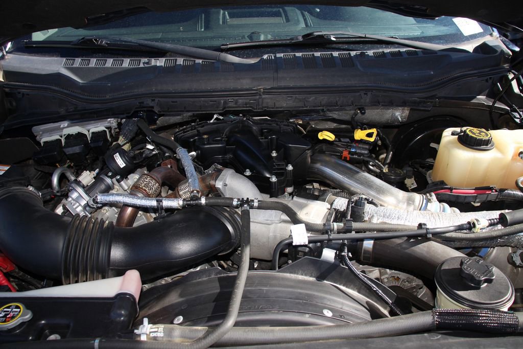 Certified 2017 Ford F250 Lariat w/ Chrome Package image 29