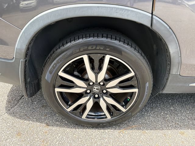 Used 2019 Honda Pilot Touring image 16