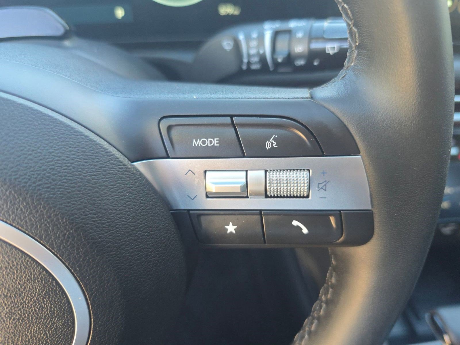 Used 2025 Hyundai Tucson SEL image 22