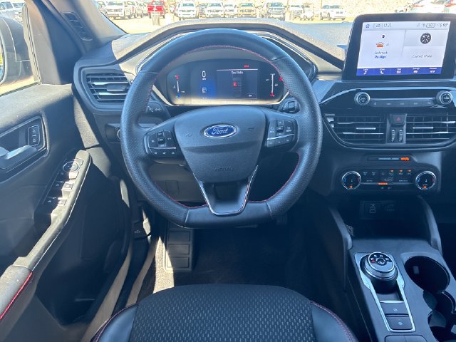 Certified 2025 Ford Escape ST-Line AWD/4WD image 21