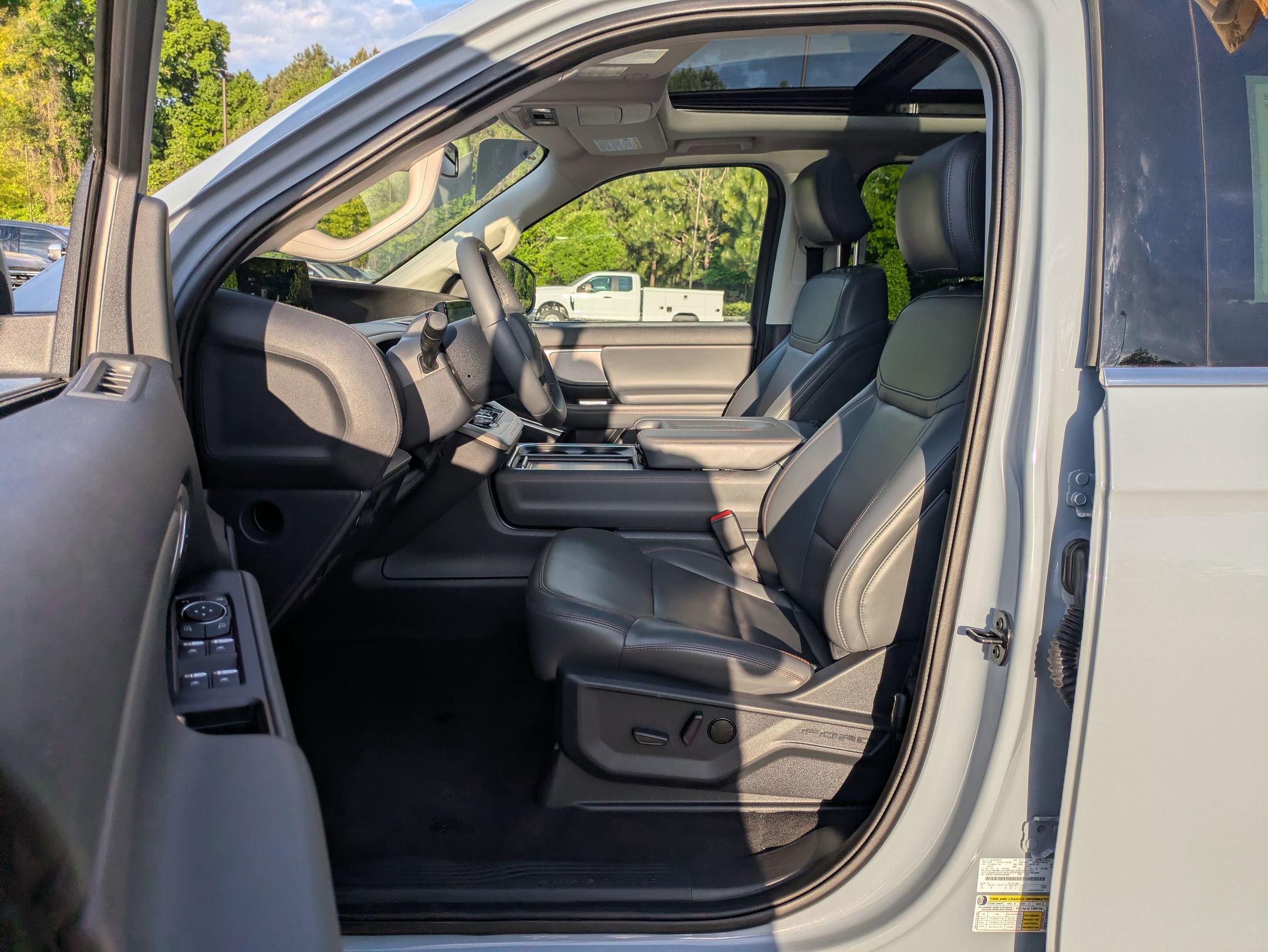 Certified 2025 Ford Expedition Max Active AWD/4WD image 12