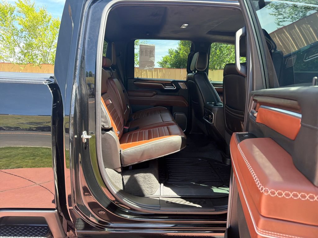Used 2026 GMC Sierra 2500 Denali Ultimate w/ Max Trailering Package AWD/4WD image 29