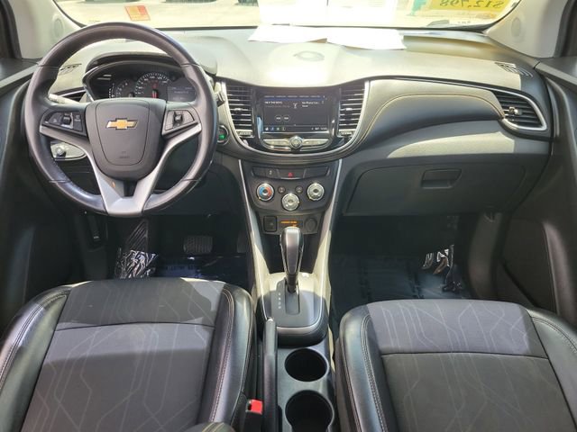 Used 2019 Chevrolet Trax LT w/ LT Convenience Package FWD image 14