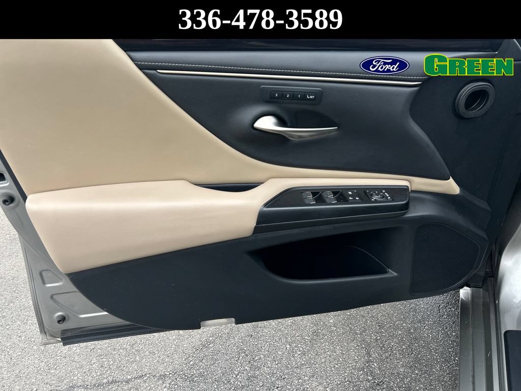 Used 2021 Lexus ES 350 w/ Premium Package FWD image 11