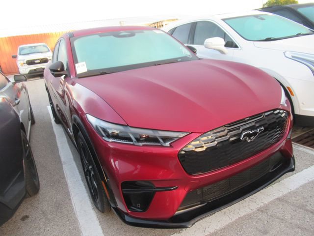 Certified 2025 Ford Mustang Mach-E Premium w/ Sport Appearance Package AWD/4WD image 3
