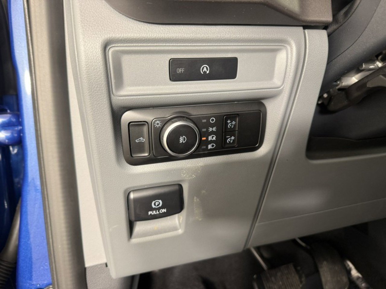 Certified 2025 Ford F150 XLT w/ Equipment Group 301A Standard AWD/4WD image 18