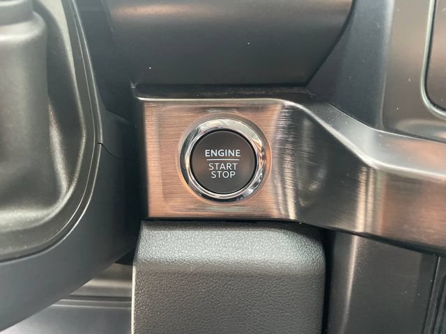 Certified 2024 Ford F250 Lariat w/ Black Appearance Package AWD/4WD image 37