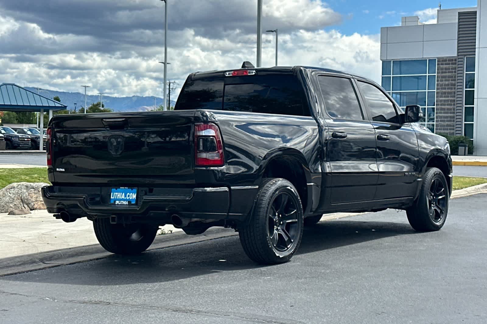 Used 2023 RAM 1500 Big Horn AWD/4WD image 2