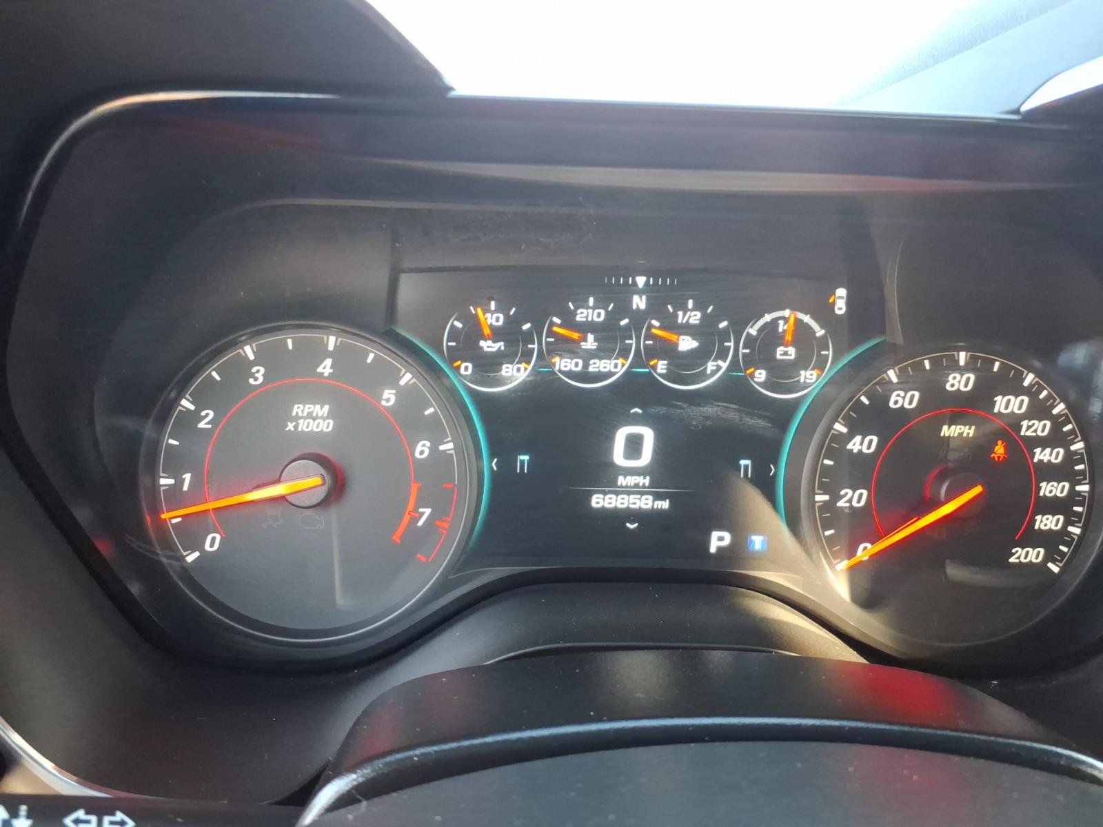 Used 2018 Chevrolet Camaro SS RWD image 16