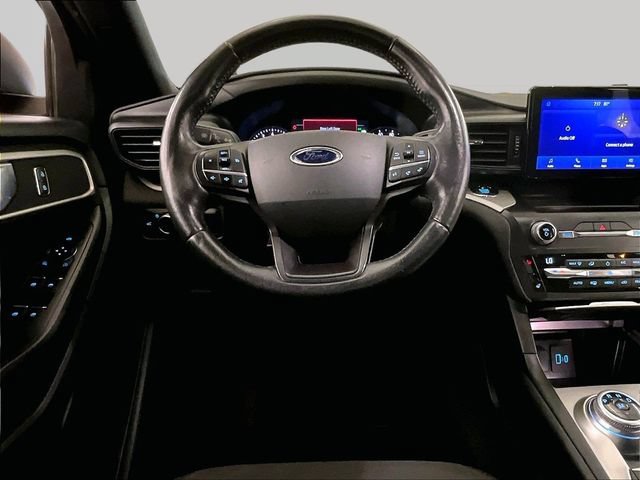 Certified 2020 Ford Explorer XLT w/ Comfort Package AWD/4WD image 5