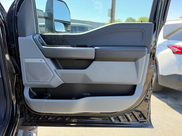 Certified 2025 Ford F350 XLT w/ Black Appearance Package AWD/4WD image 19