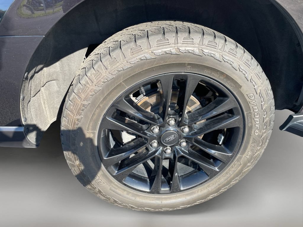 Certified 2024 Ford Expedition XLT AWD/4WD image 10