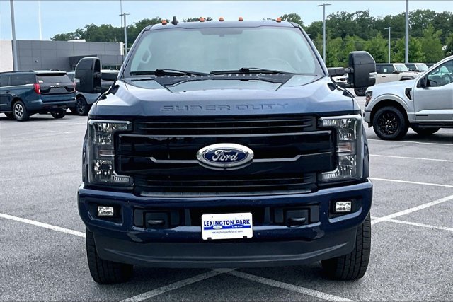Certified 2019 Ford F250 Lariat AWD/4WD image 2