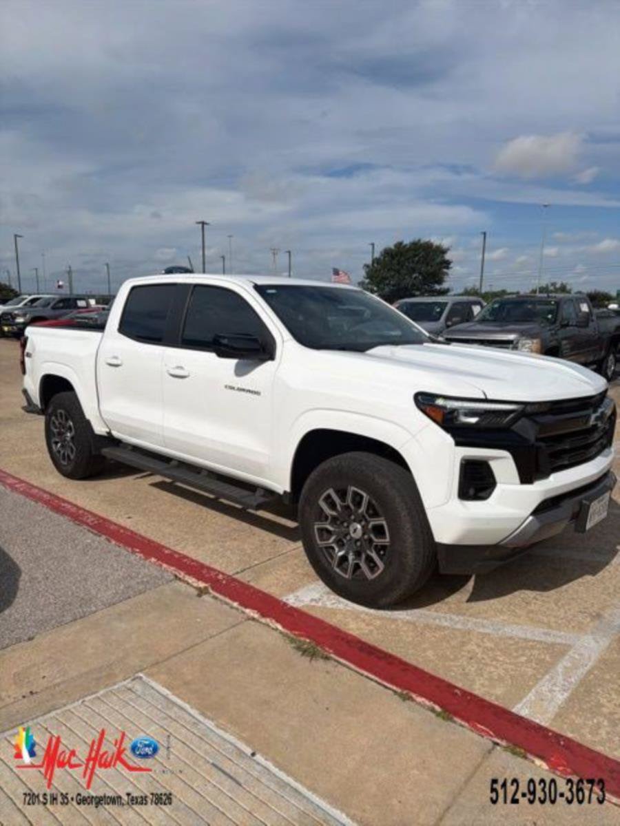 Used 2023 Chevrolet Colorado Z71 w/ Z71 Convenience Package 2 AWD/4WD image 1