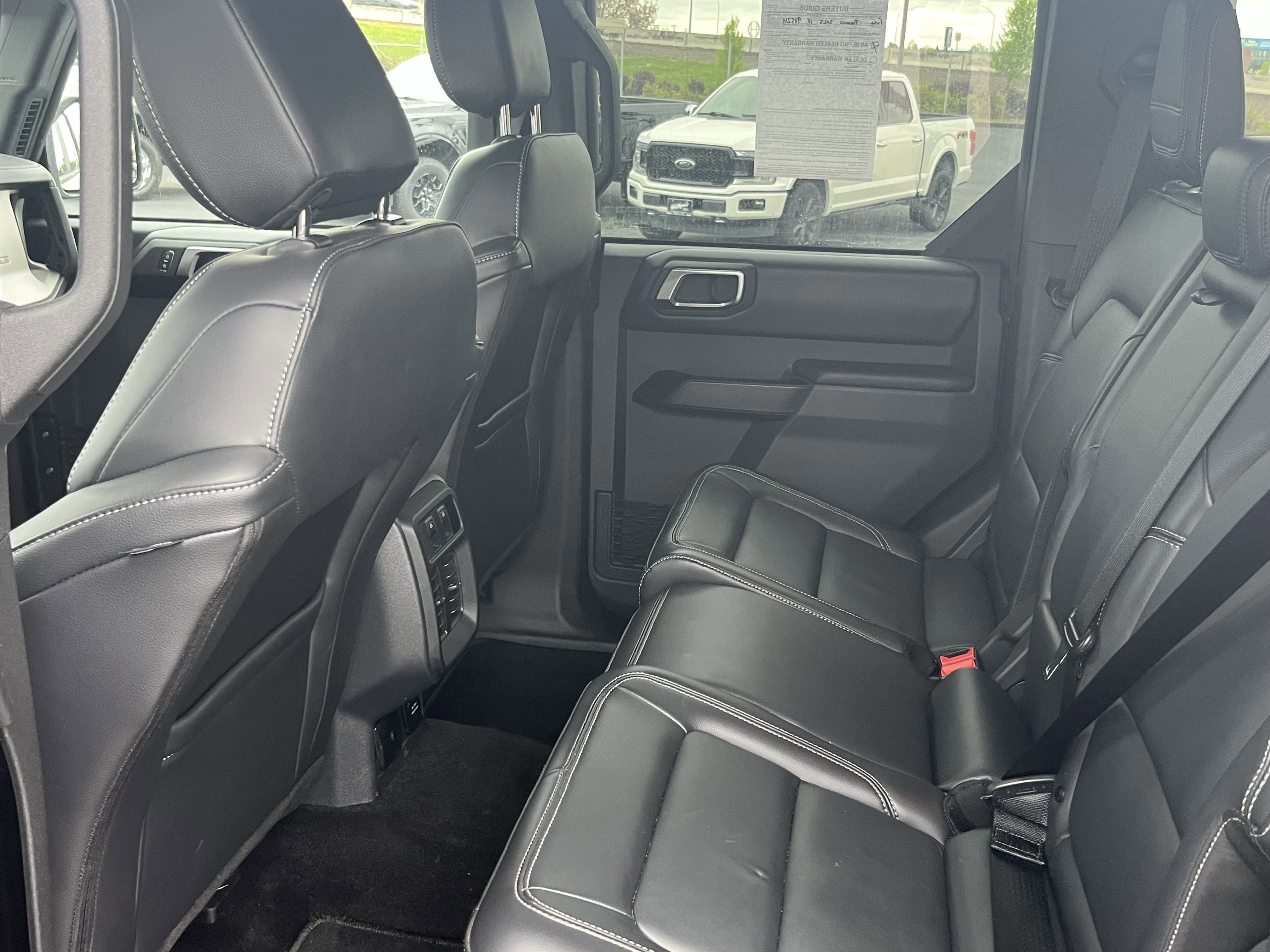 Certified 2025 Ford Bronco Outer Banks image 11