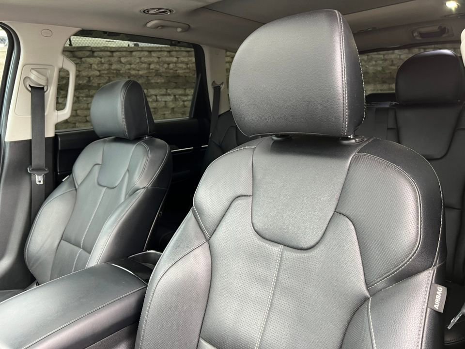 Used 2023 Kia Telluride SX image 19