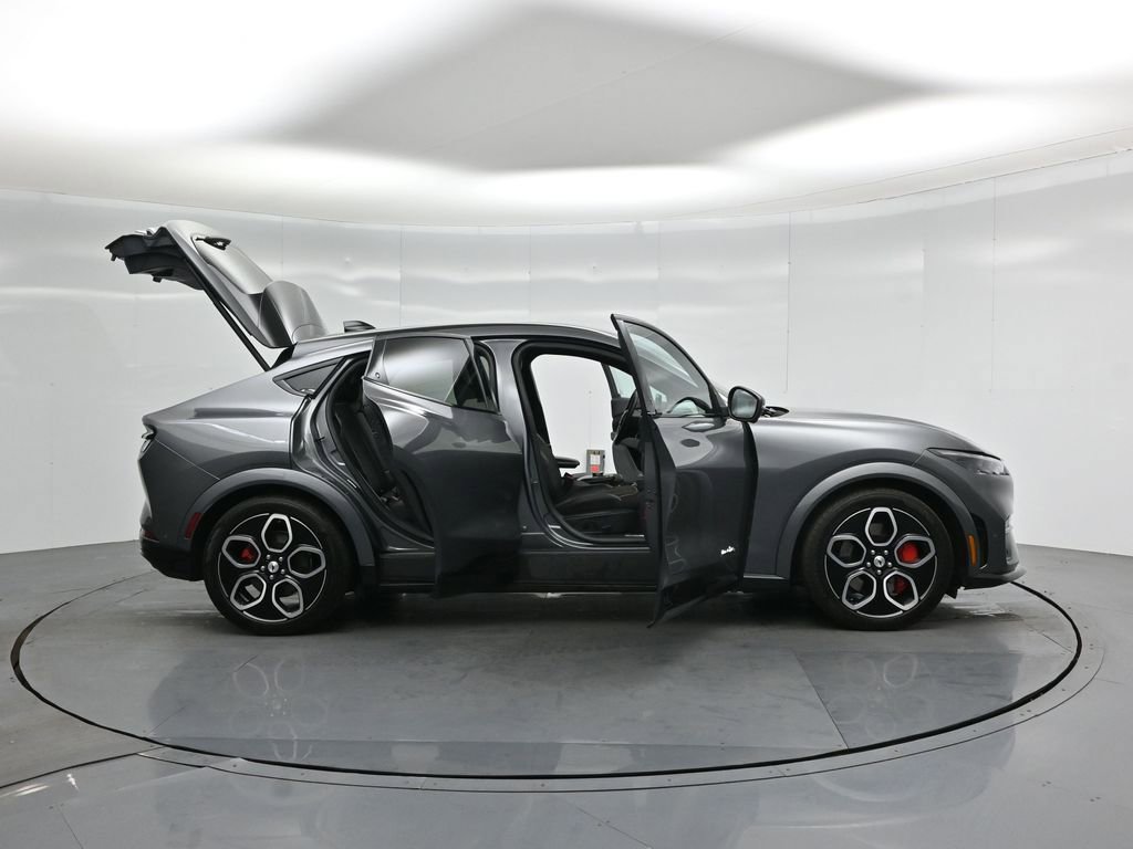 Certified 2023 Ford Mustang Mach-E GT image 5