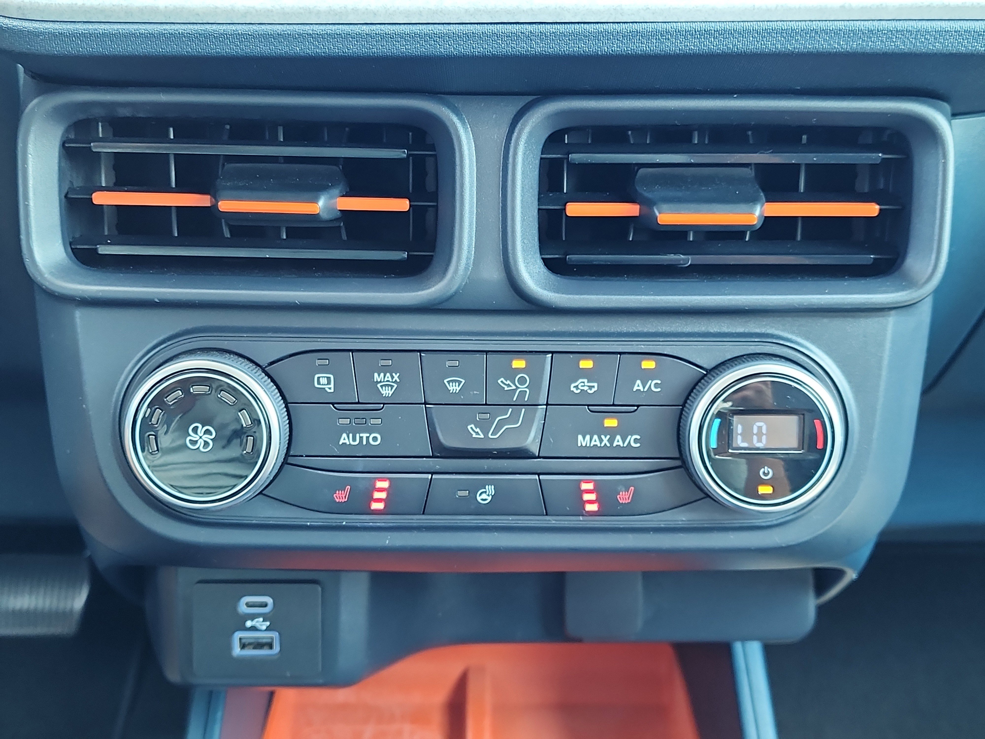 Certified 2022 Ford Maverick XLT w/ Equipment Group 300A Standard image 24