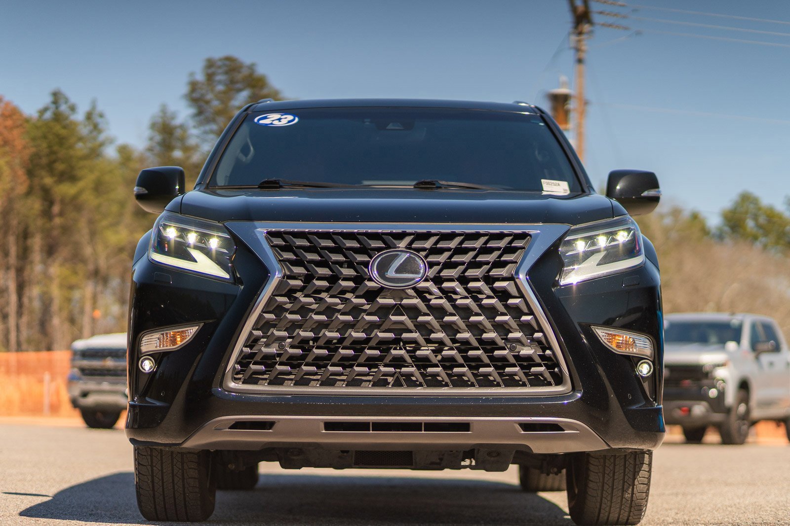 Used 2023 Lexus GX 460 Premium w/ Premium Package image 8