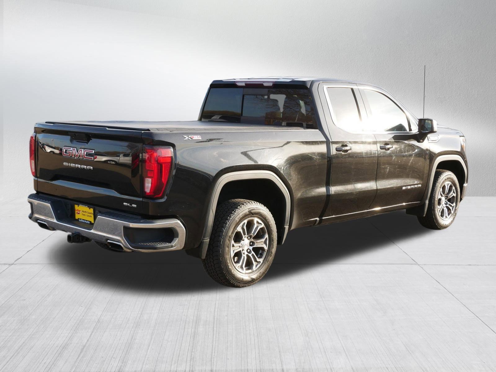Used 2019 GMC Sierra 1500 SLE w/ SLE Value Package AWD/4WD image 7