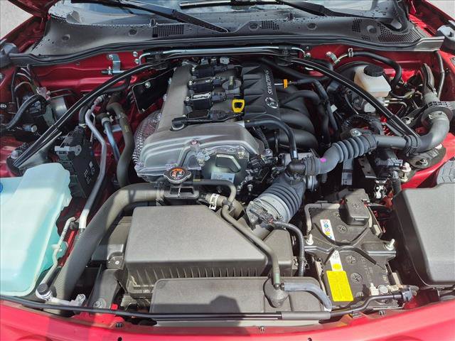 Used 2024 MAZDA MX-5 Miata Club RWD image 21