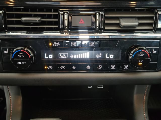 Used 2025 Nissan Pathfinder Rock Creek AWD/4WD image 21