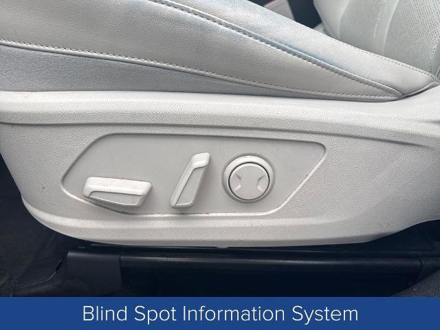 Used 2022 Kia Sorento EX w/ Panoramic Sunroof Package image 10