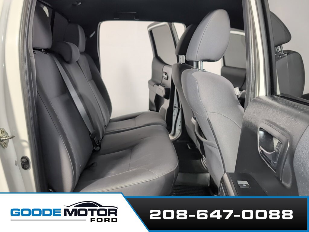 Used 2018 Toyota Tacoma TRD Sport w/ Technology Package AWD/4WD image 22