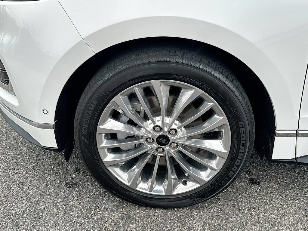 Certified 2021 Ford Edge Titanium w/ Equipment Group 301A FWD image 24