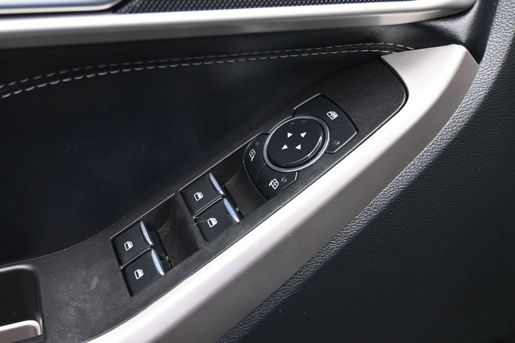 Certified 2023 Ford Explorer XLT RWD image 13