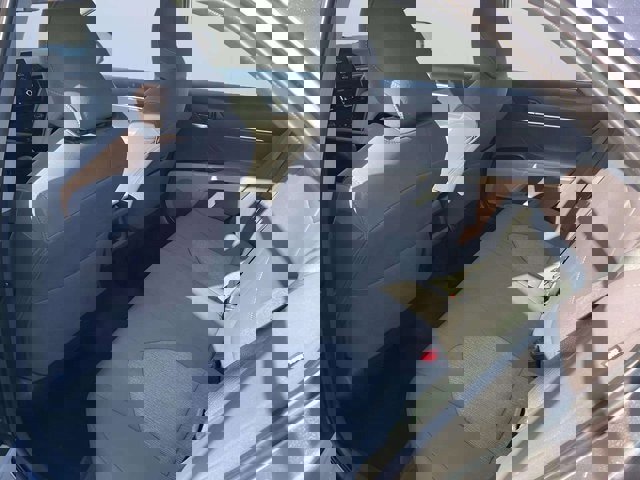 Used 2023 Toyota Camry LE image 19