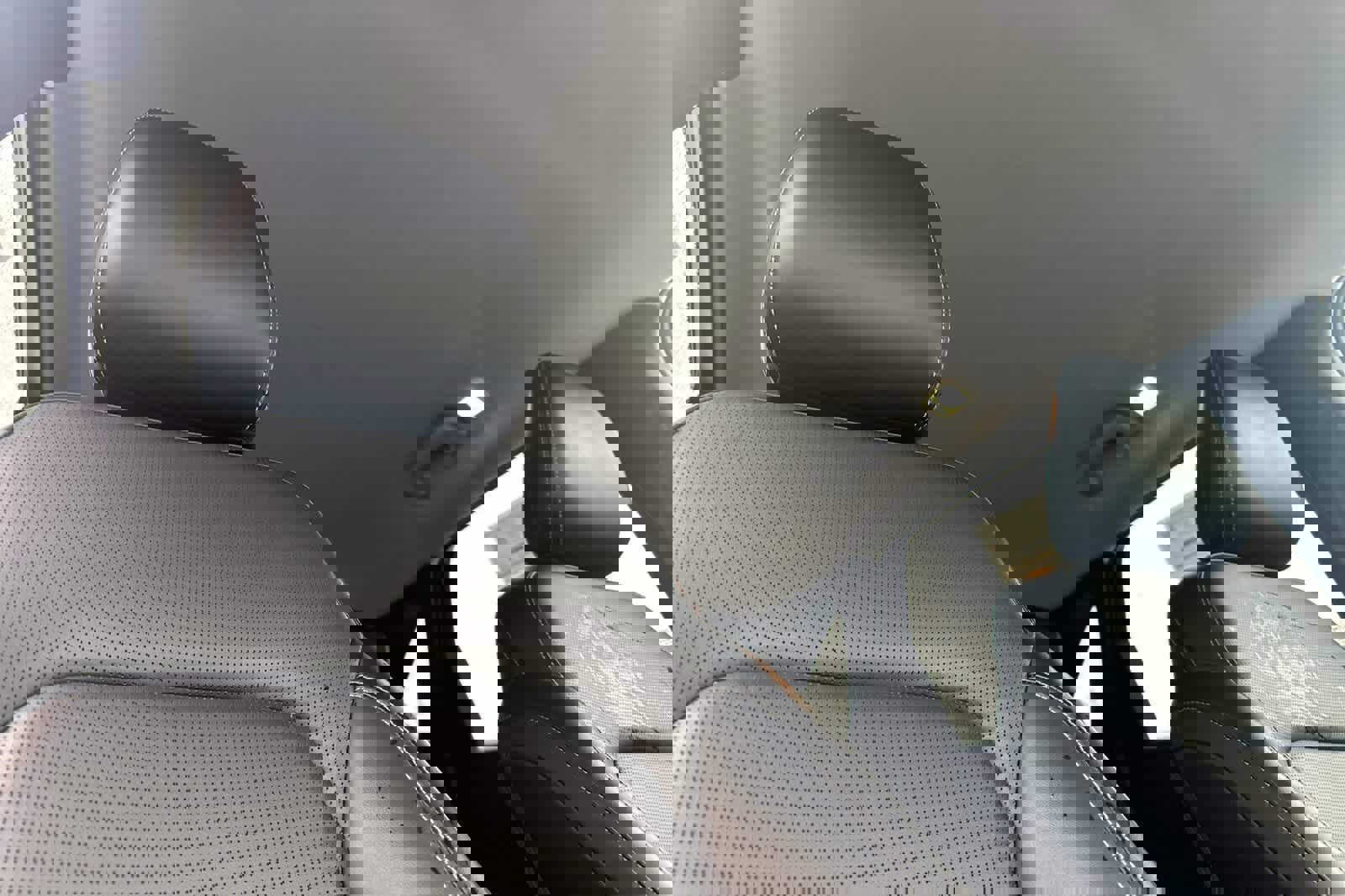 Certified 2025 Ford Escape Platinum image 17