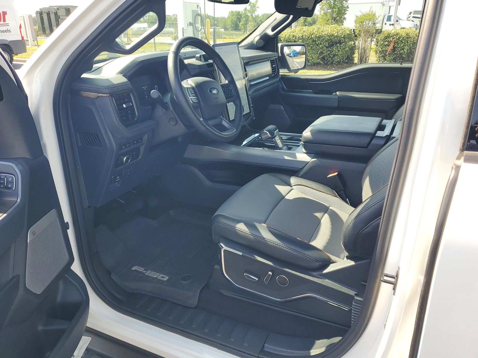 Certified 2024 Ford F150 Lightning Lariat AWD/4WD image 16