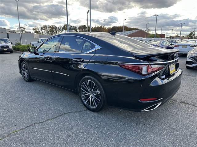 Used 2022 Lexus ES 350 w/ Premium Package image 3