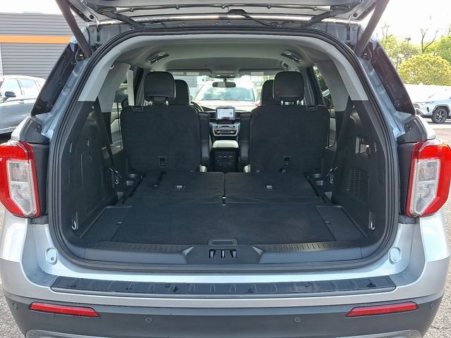 Certified 2023 Ford Explorer XLT w/ Equipment Group 202A AWD/4WD image 28